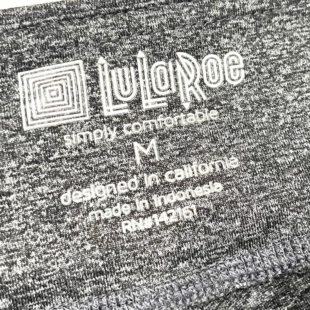 LuLaRoe "Jade" Capri Exercise Yoga Leggings in Gray w Kaleidoscope Print. Med - Picture 5 of 8